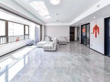 雪山万科城庭逸园 双卫格局 产权清晰 精装修 南北通透