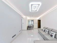 绿城春来晓园 次新小区 精装好房 商品房 得房好 双卫格局