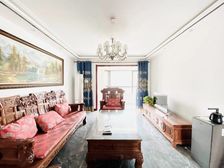 中新国际东城三区 有电梯 双卫格局 次新房 装修好 南北通透