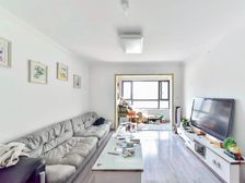 得房率高 满二 有电梯 双卫格局 产权清晰 朝南