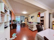 御花园3室2厅 93.33平 书包在 带车位 有电梯