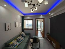 交通便捷 电梯房 装修好 临地铁 高楼层采光充足 房龄新