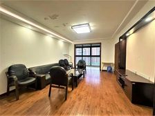 朝南 双卫 交通便捷 商圈成熟 商品住宅 中间楼层采光好