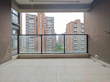 小区中心 经典户型 楼层采光 视野开阔 南北通透 产权清晰