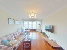 南北三阳台,全南落地大窗,多层品质小区,满五税少,央座位置