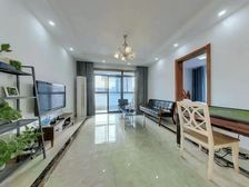 利景华庭,石路商圈,广济南路地铁口,西城永捷旁。