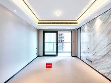 光明龙光玖龙台3室2厅,近地铁,低门槛上车,一站式生活圈
