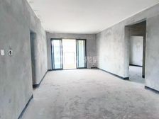 新小区 大4房 诚心出售此房