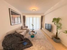 户型正气(业主因资金周转 ) 赠全屋精装 拎包入住 可谈价