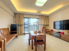 光大景湖春晓 4室2厅小区中间位 前后看花园