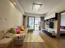 新上品质小区 业主诚意出售 送车位 配套成熟 随时看房