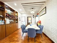 位中高层 视野 双阳台四房 急售价格好谈