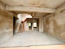 大渡口中心!带超大露台顶跃户型!轻轨站 !!