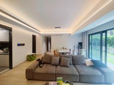 越秀悦映湖山悦风 3室2厅2卫 精装修 125万元