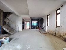 观湖园临湖大双拼,前后大花园,临湖带私家码头,看房方便