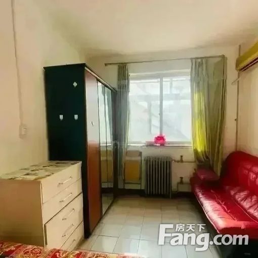  ���Ǵ�·4��Ժ��װ�޷�1��,�ɹ��,�ͼ۳��� 