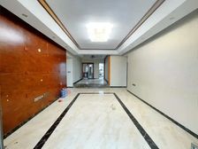 锦绣山河观园 新出东南向 182平湖景四房 高楼层南边对流