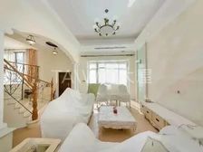 出国换现,临河东边套,接受置换,价格可谈,业主随时配合看房