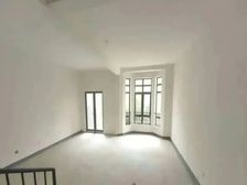 新上房源。长泰东郊别墅中套。北进门南花园,中间位置。业主急售