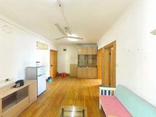 地鉄房, ,有钥匙