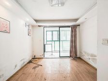 地铁口带花园三房 花园面积35平 飞机户型 价格可议 随时看