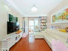 景观楼层三房,房东置换市区,目前降价急售,看房需提前约