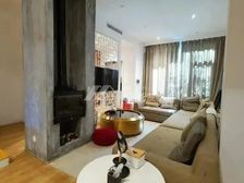 仨佰万装修全送,独佳房源,紧邻徐泾豪宅区,满五税费少,有钥匙