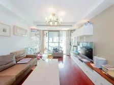 带车位,中央空调拎包入住,靠近九号线,房东已买急售