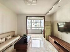 滨江小区,精装修,房东急售,当居住融入环境,心也随之淡定