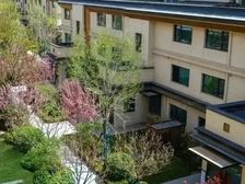 朝阳一墅 纯地上二层别墅 带南向庭院 880万)看房预约小陈