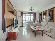 次顶楼景观房,带产权车位,南北正气户型,精装,价格可谈