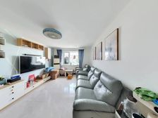 华鹊里 中楼层 精装修 南北通途有厅 私产可贷款南开小 學