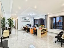 尖岗山豪宅区 次新大花园小区 业主诚心出售 大3房