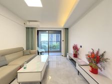 欢乐海岸·天鹅堡非常正气,楼层好、采光佳,让您居住非常舒适!