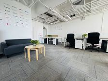 东直门东方银座新出中高层一百平精装办公室,房况保养好