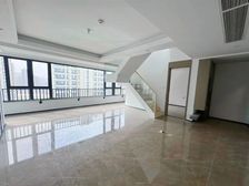 业主急售 11层洋房顶楼带100大露台 价格可谈 随时看房