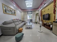 固始高级中学隔壁 崇学苑 中间好楼层 自住精装 三室两卫