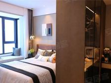 奥体中!张马地铁口!单价10000!央企!邻近万虹广场!