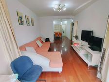 新上房源,价格可谈,赠送车位,全明户型,2楼的 看房有钥匙