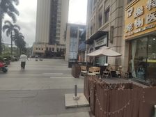 保利天悦商铺,毛坯两层,158方租22000,可外摆