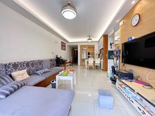 万科金域松湖东南向高层三房保养新没 位置安静