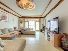 亢山佳园小区 3室2厅 137.57平