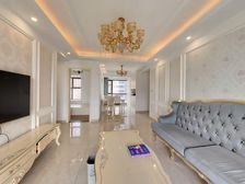 前排湖景好房,中间楼层,南北通透,拎包入住