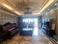 捡漏+带车位+万达公馆271平5居+南北向豪华装修+拎包入住