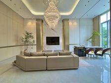 新出|名商高尔夫全新豪装别墅|急售|即买即住|带地下室大花园