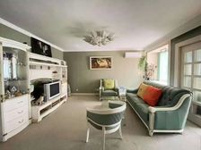 出行方便 电梯房 近医院 商品住宅 临地铁 精装修