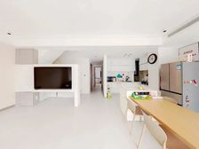 保利和唐悦色 4室2厅2卫 上叠 350万元