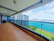 融创日月湾,一线海景房,打开窗户就是海,度假投资可看。