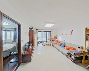 自营房源:西南向两居室 卧室全南 楼层适中 配套齐全