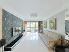 临湖位置,南北通透,出入方便,产权清晰,诚意出售,看房随时